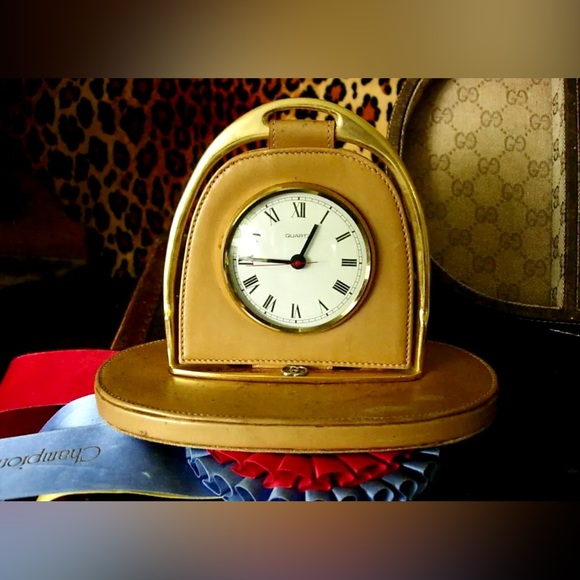 RARE Vintage GUCCI Stirrup Leather Brass DESK CLOCK Statement Decor Designer GG - Picture 4 of 11